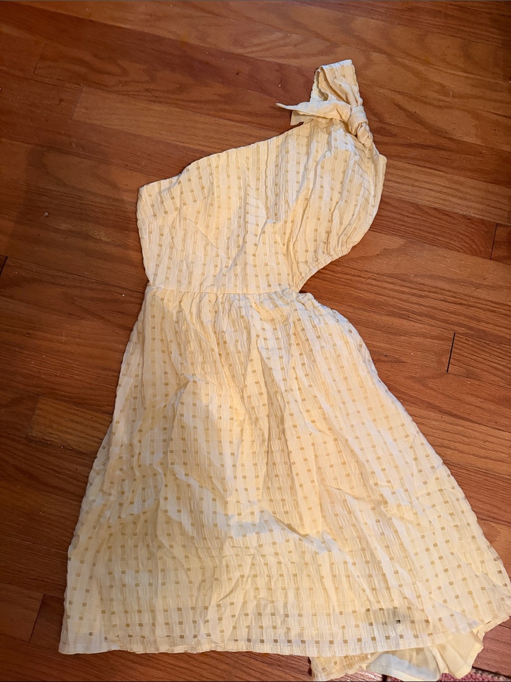 Yellow One-Shoulder Summer Dress